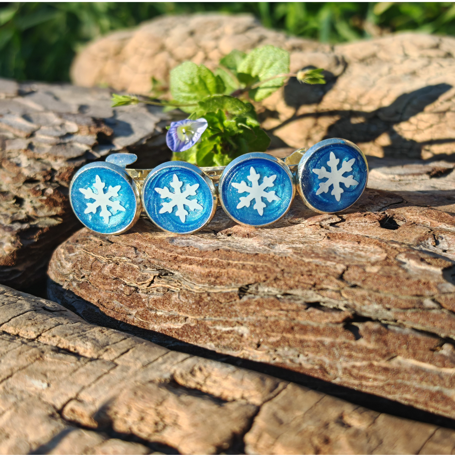 Winter Christmas Hair Accessory - Silver Tone Hairclip Barrette – Snowflake & Blue Glitter ❄️ Perfect for Frozen-Inspired Outfits