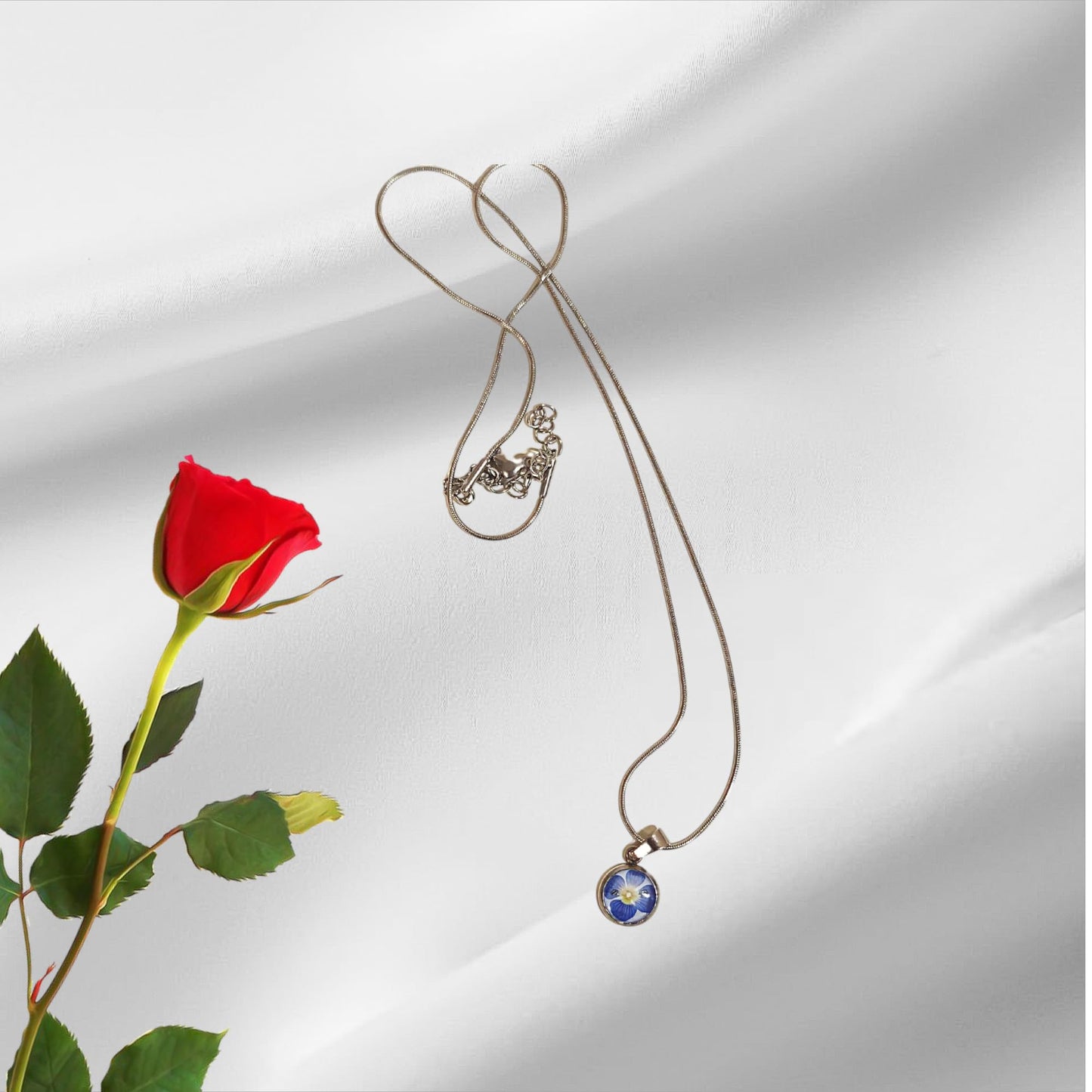 Stainless Steel Necklace – Real Flower Pendant (Blue, Purple Heart, Forget-Me-Not)