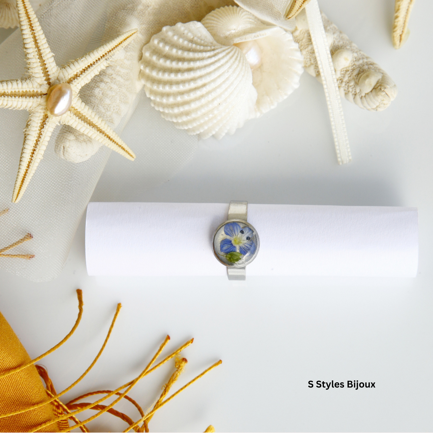 Adjustable Blue-Green Flower Ring – Handmade Stainless Steel  Ring with Real Dried Flower & Gold Glitter Background