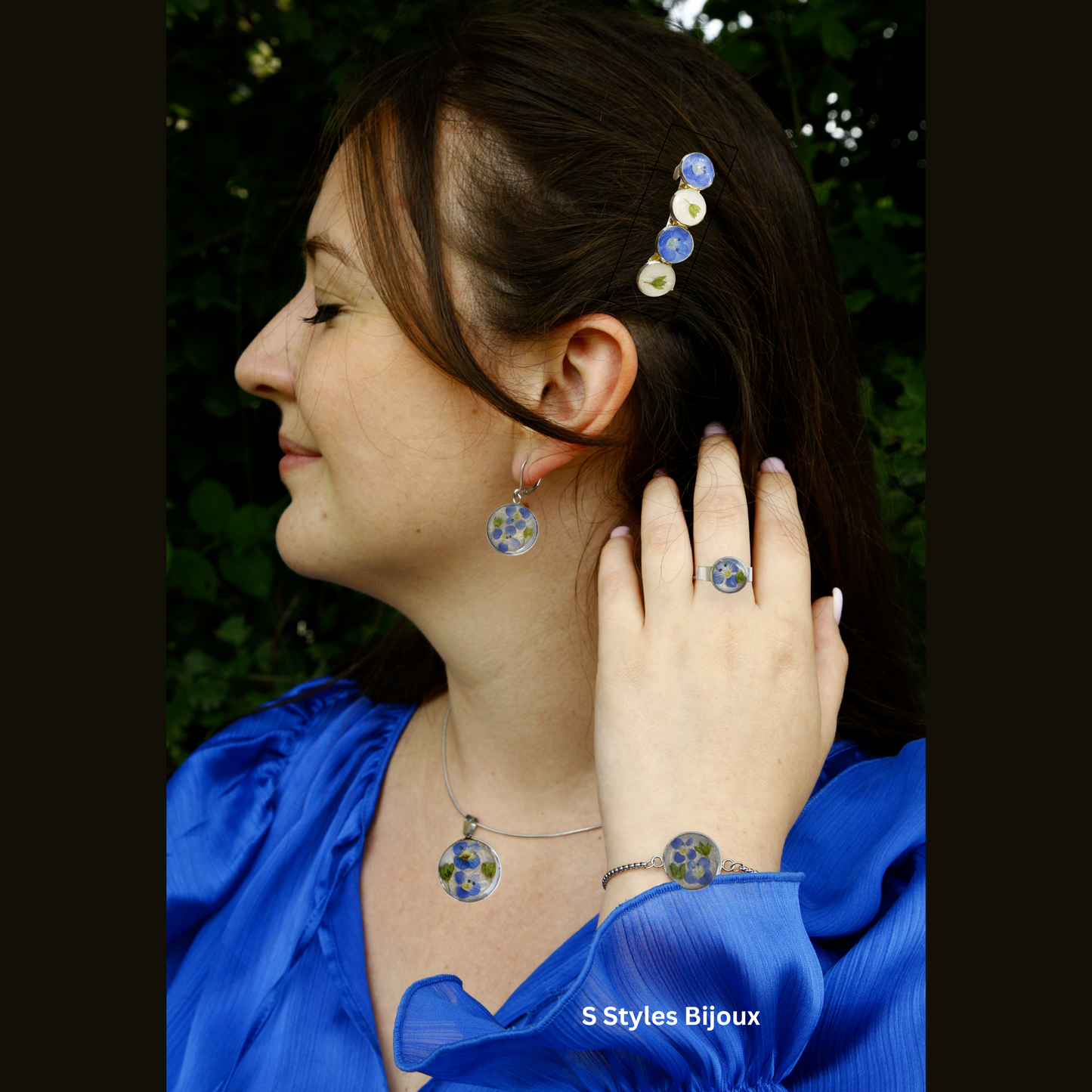 Jewelry Set – Real Blue Flower with Green Leaves & Gold Glitter Background - Stainless Steel Jewelry