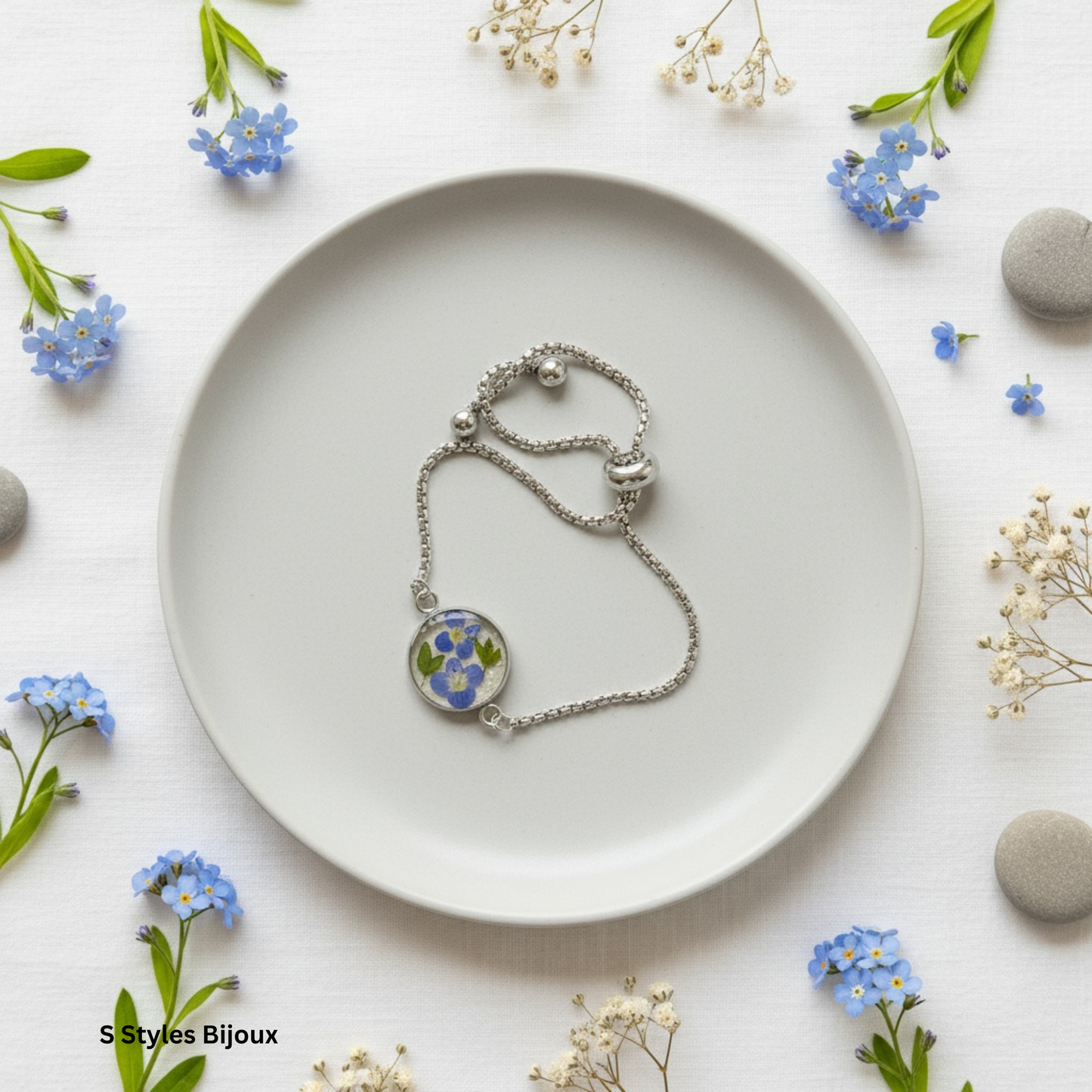 Bracelet Adjustable – Real Blue-Green Flower with Gold Glitter Background - Handmade Jewelry