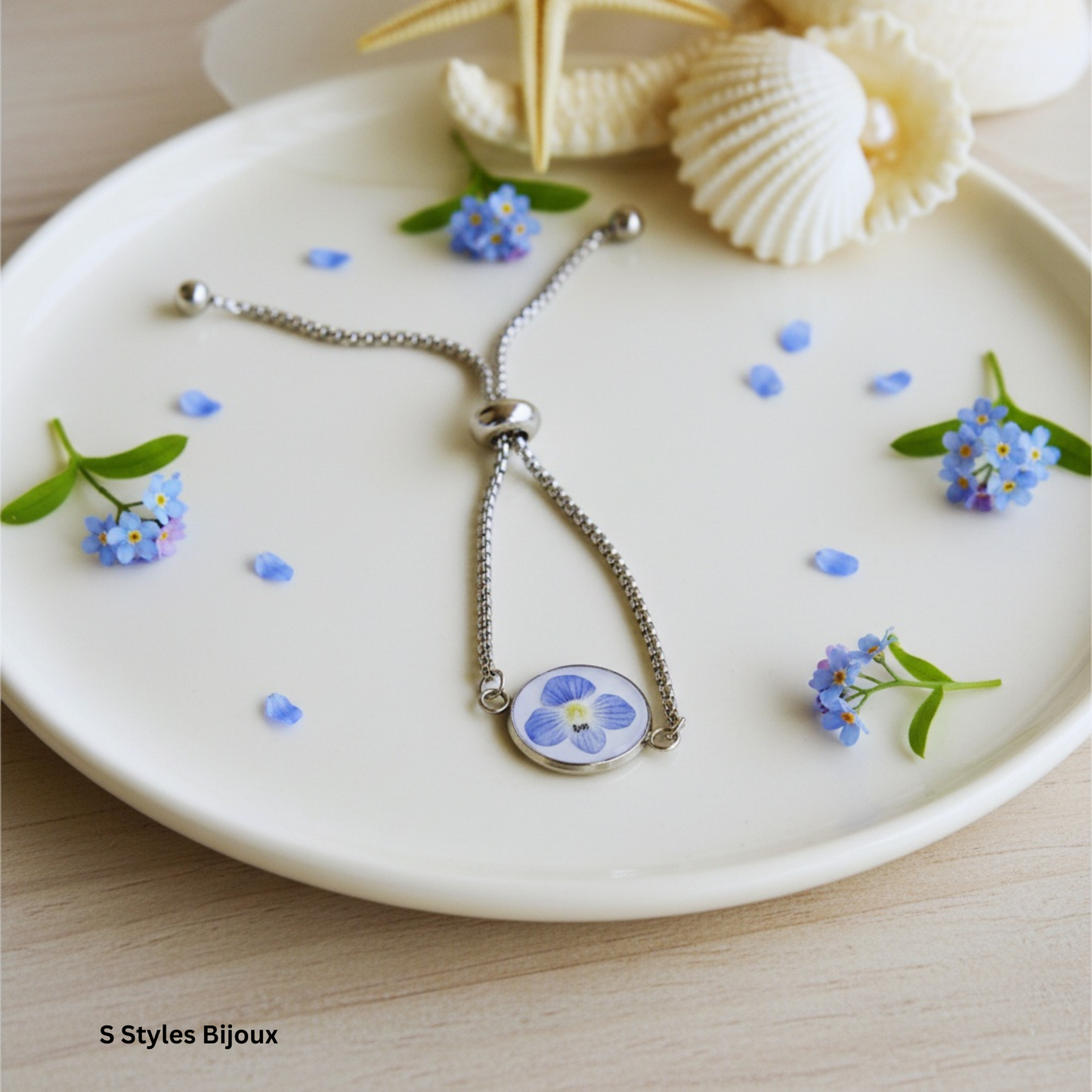 Bracelet Adjustable   – Real Blue Flower - Handmade Jewelry