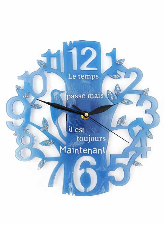 Wall Clock Epoxy Blue Ocean with French Quote – Handmade Epoxy Art Clock – Custom Sea-Inspired Decor – Unique Personalized Gift