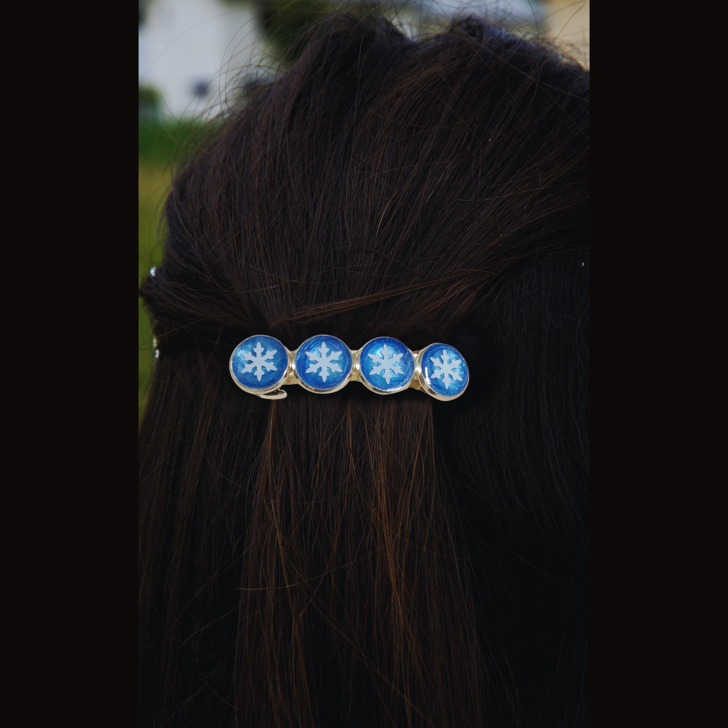 Winter Christmas Hair Accessory - Silver Tone Hairclip Barrette – Snowflake & Blue Glitter ❄️ Perfect for Frozen-Inspired Outfits