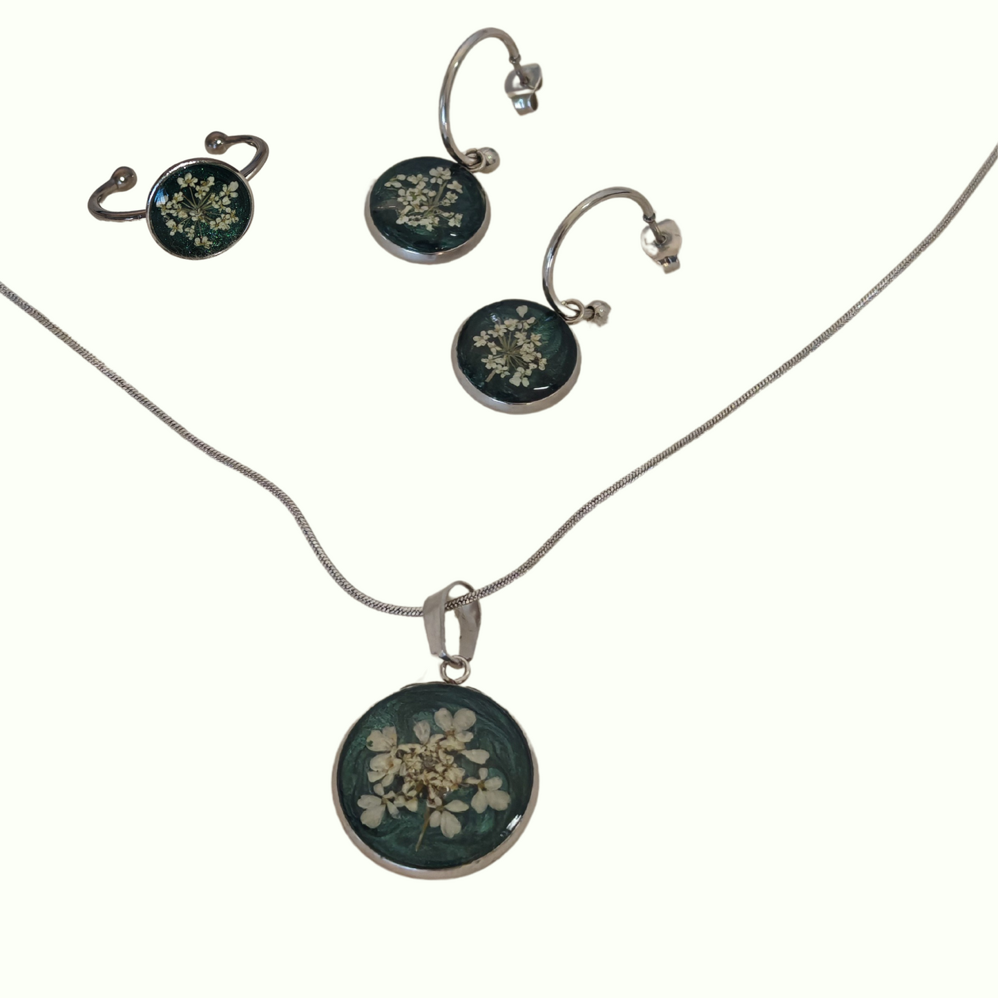 Jewelry Set – Real White Queen Anne’s Lace Flower with Green Glitter Background - Stainless Steel Jewelry